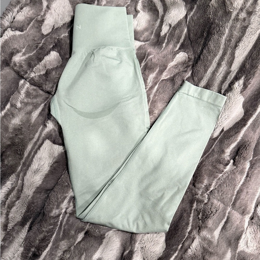 NVGTN Mint Green Leggings